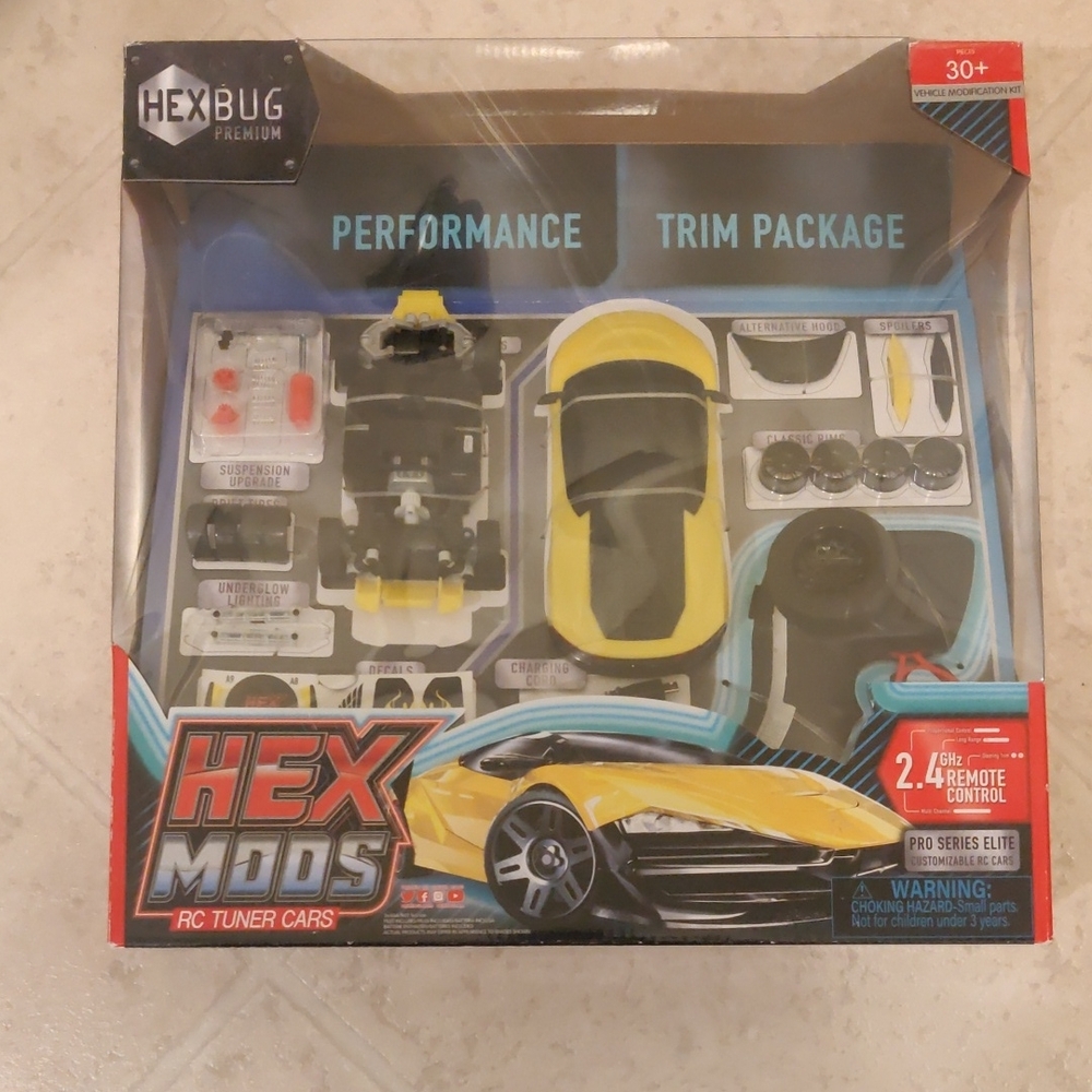 New!HEXBUG HEXMODS RC Tuner Car - Yellow Y2K Cottagecore Retro Trendy